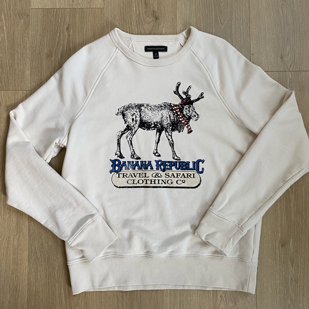 Banana Republic Travel & Safari Moose Sweatshirt